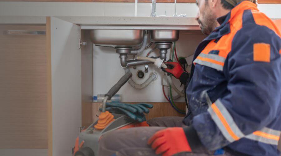 Professional slab leak plumber services in Chestnutridge, MO